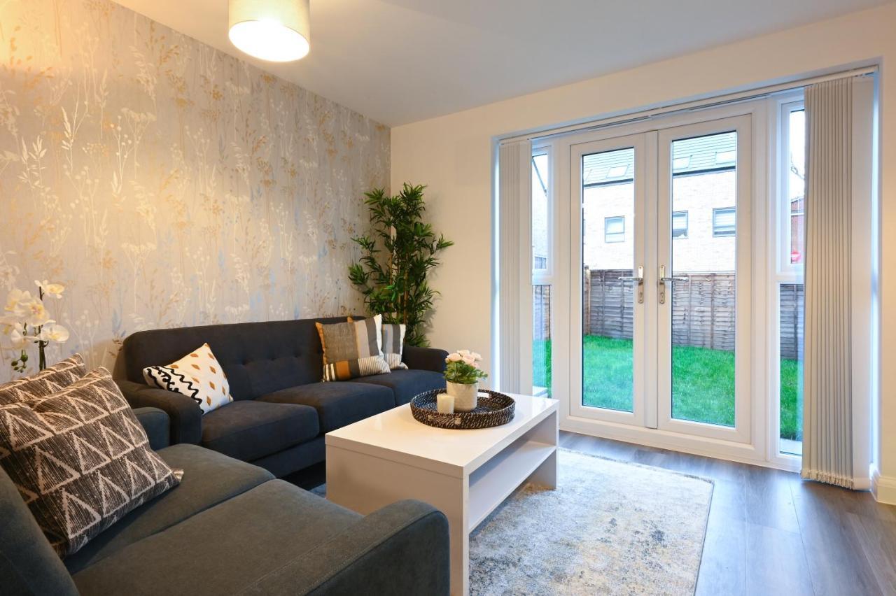 Luxury 4 Bed House With Gated Parking In The Heart Of Birmingham! Daire Dış mekan fotoğraf
