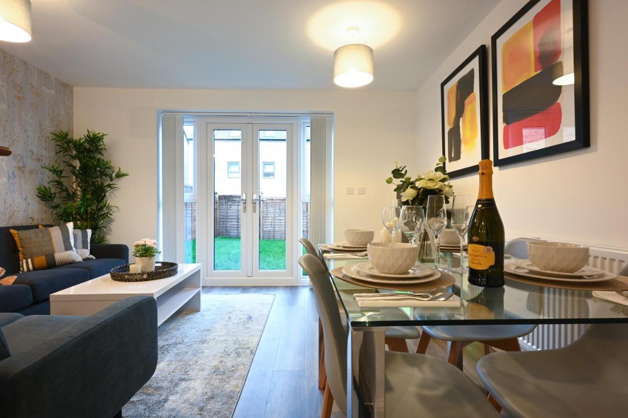 Luxury 4 Bed House With Gated Parking In The Heart Of Birmingham! Daire Dış mekan fotoğraf