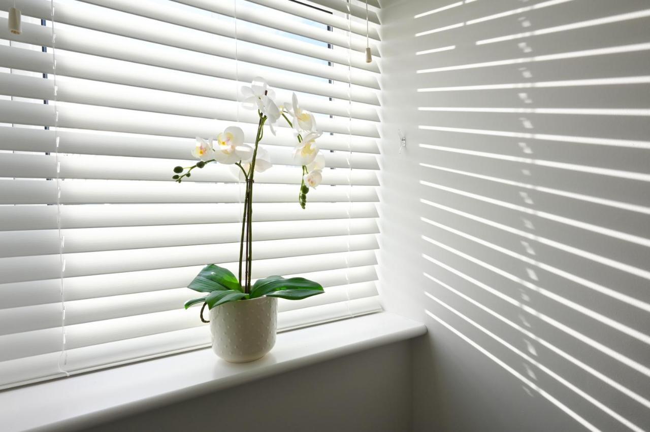 Luxury 4 Bed House With Gated Parking In The Heart Of Birmingham! Daire Dış mekan fotoğraf