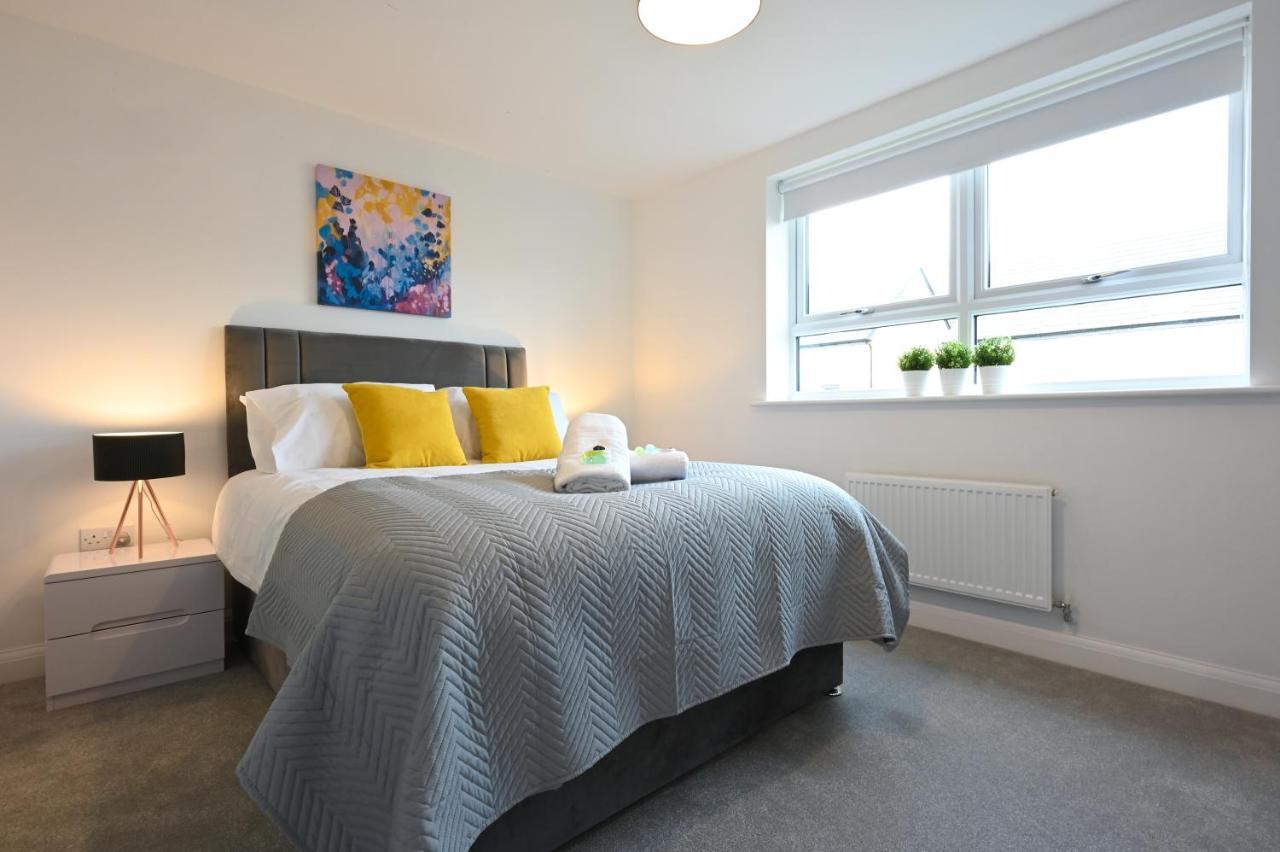 Luxury 4 Bed House With Gated Parking In The Heart Of Birmingham! Daire Dış mekan fotoğraf
