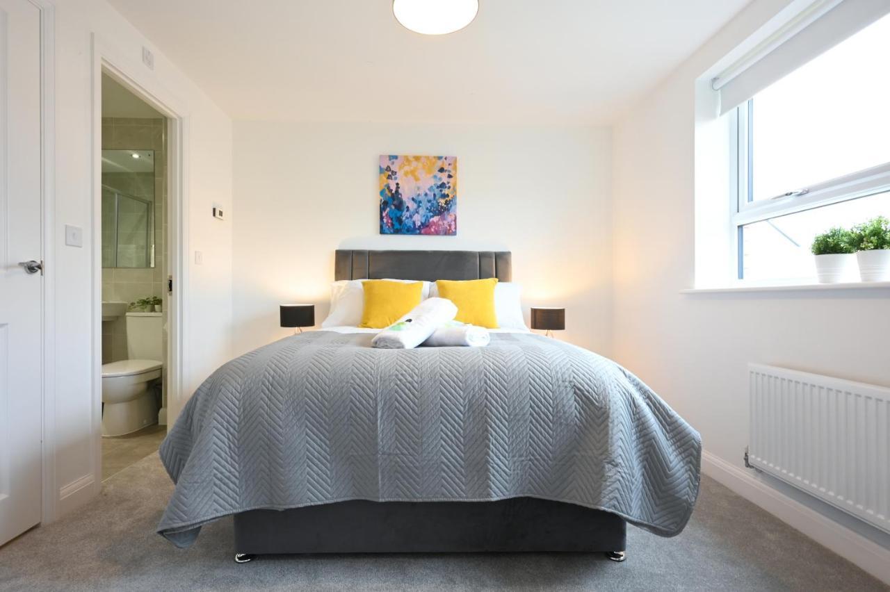 Luxury 4 Bed House With Gated Parking In The Heart Of Birmingham! Daire Dış mekan fotoğraf
