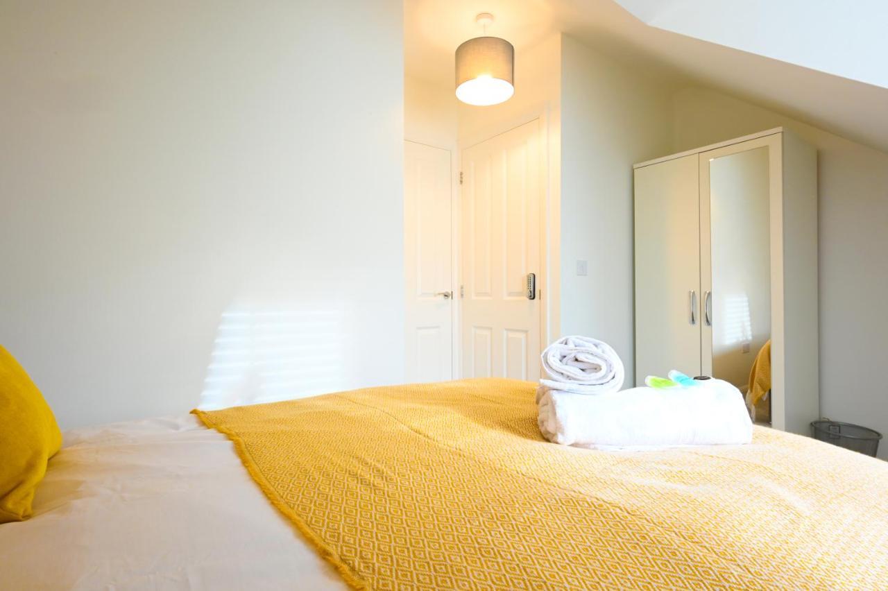 Luxury 4 Bed House With Gated Parking In The Heart Of Birmingham! Daire Dış mekan fotoğraf