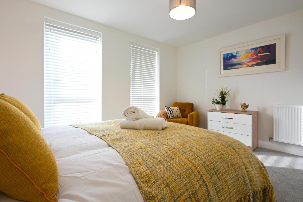 Luxury 4 Bed House With Gated Parking In The Heart Of Birmingham! Daire Dış mekan fotoğraf